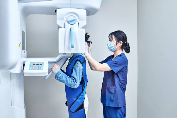 Best Emergency Gum Treatment in Coronado, CA